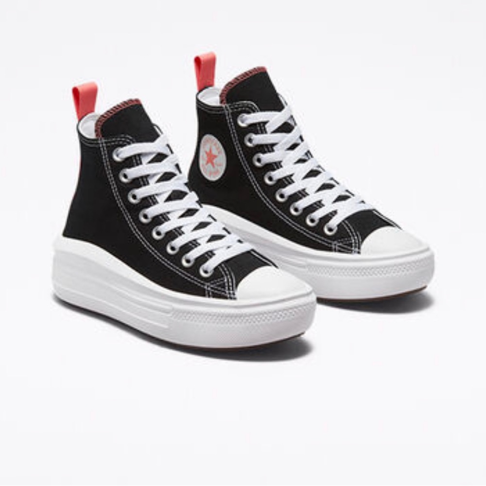 NWT Chuck Taylor All Star Move Platform sz 4Y (womens 6) Black/Pink Salt/White